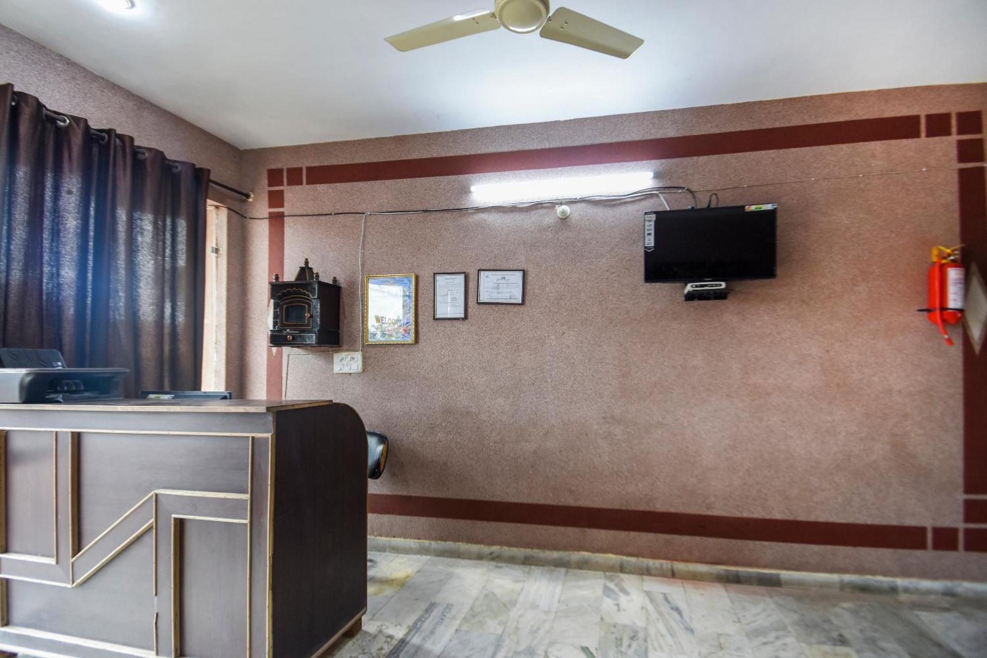 Oyo Flagship Vibes Hotel Nālāgarh Екстериор снимка